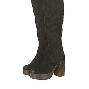 Iso Topshop buddy or Holly boots sz 41 or 42
